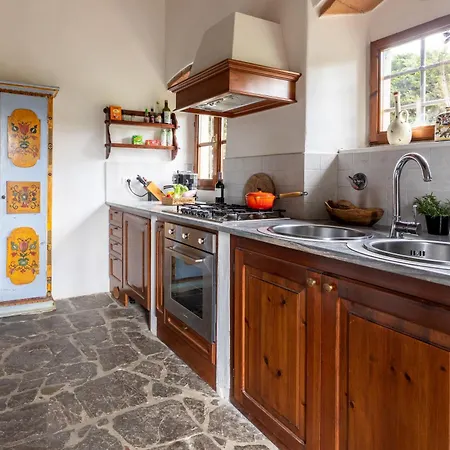 Farm stay Rignana Chianti Estate, Pool, Tennis,cook Greve in Chianti
